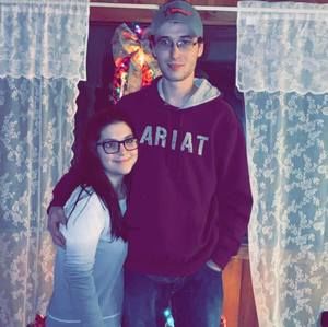 Meet your Posher, Desiree